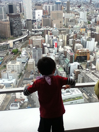 20120504梅田スカイビル 空中庭園展望台より