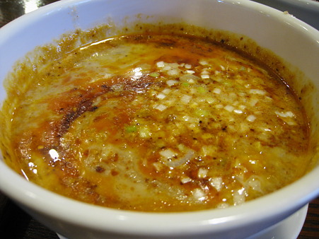 P04 あごすけ 胡麻辛つけ麺 つけタレ