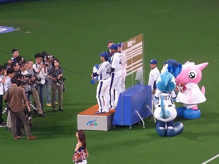 川井・ブランコ・平田の3選手。