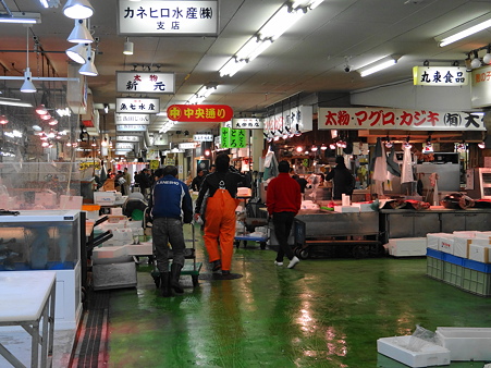 名古屋：柳橋市場の朝景