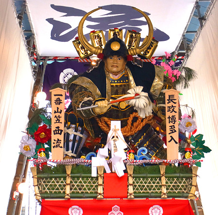 博多祇園山笠 2011 舁き山 西流 長政博多入(ながまさはかたいり)1