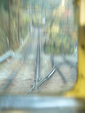 箱根登山電車の車窓(出山信号場界隈)
